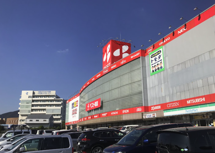 ゲオ 北九州葛原店