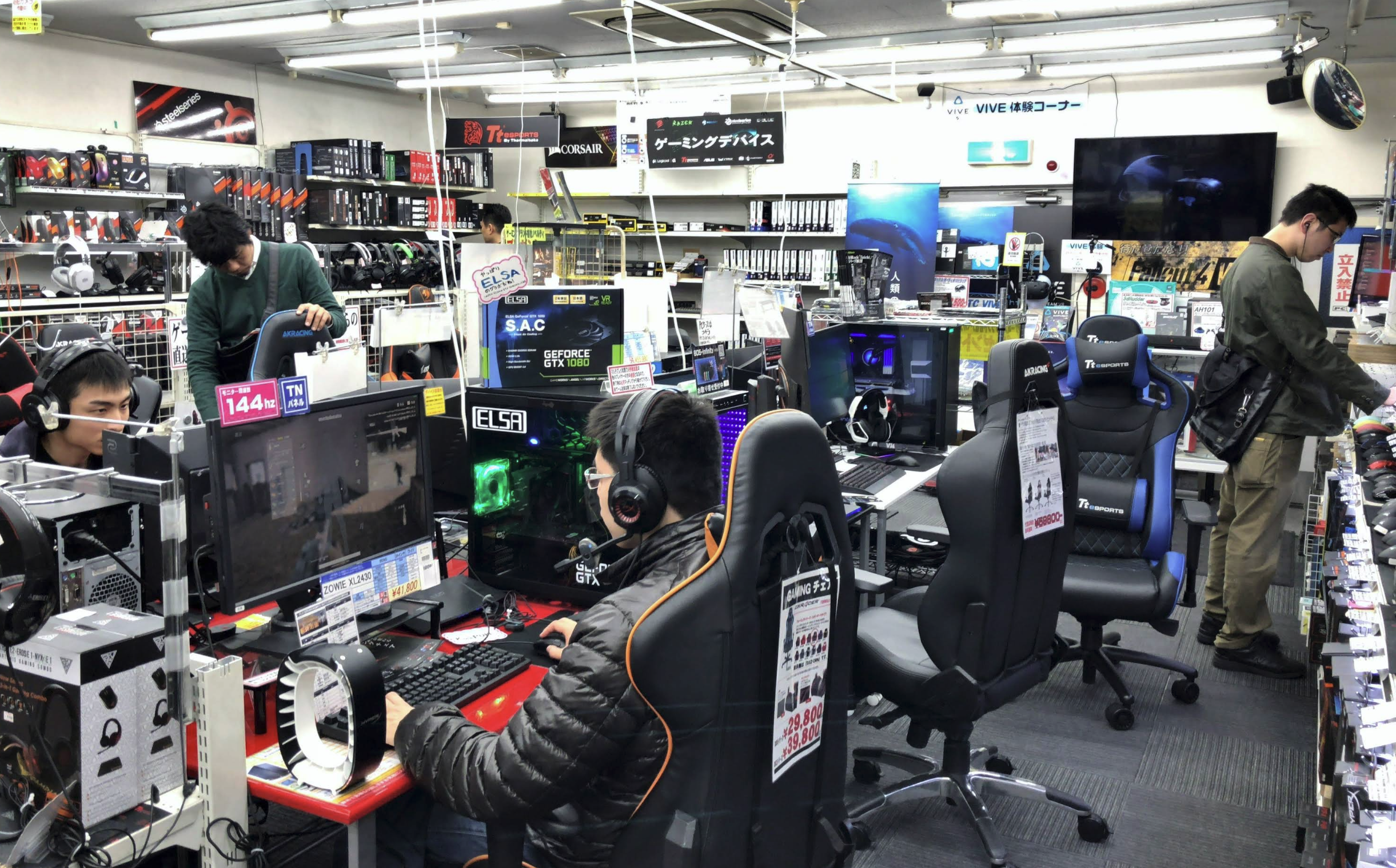 PCワンズ 大阪店