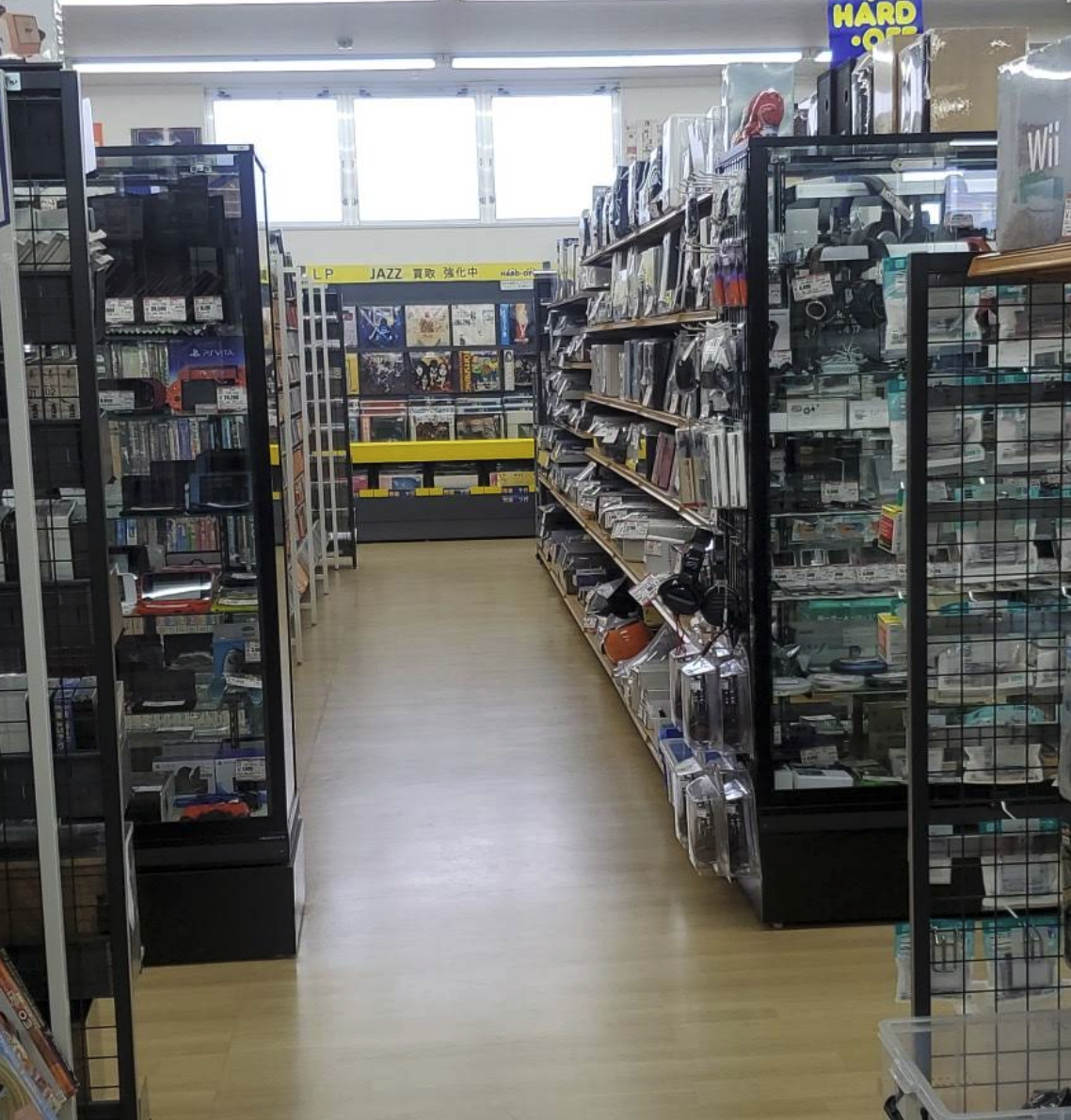 ハードオフ 甲府里吉店