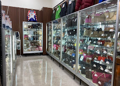 ブックオフ PLUS 11号観音寺店