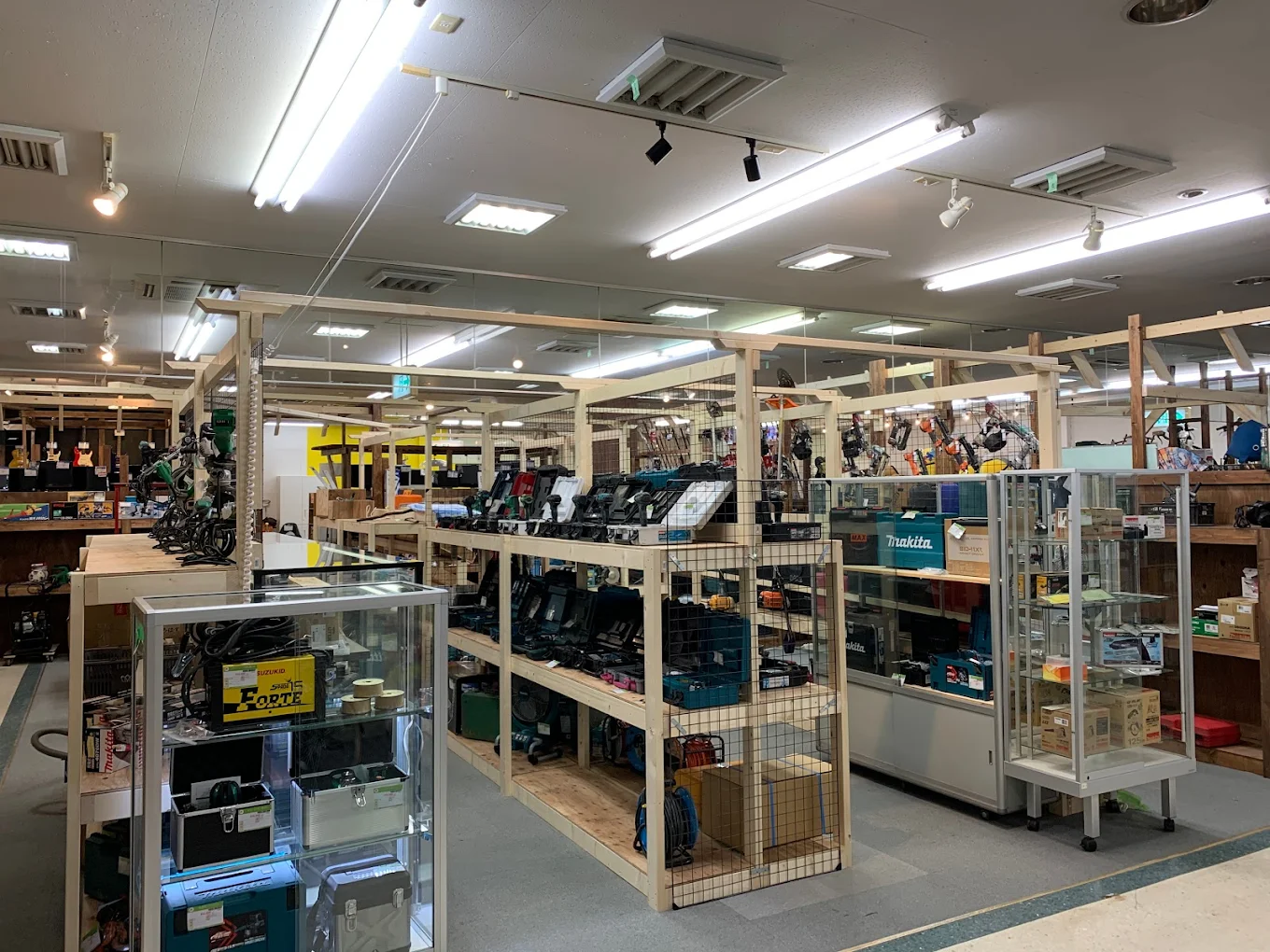 リサイクルショップ リサイクルマートエコパーク 滋賀・湖南店