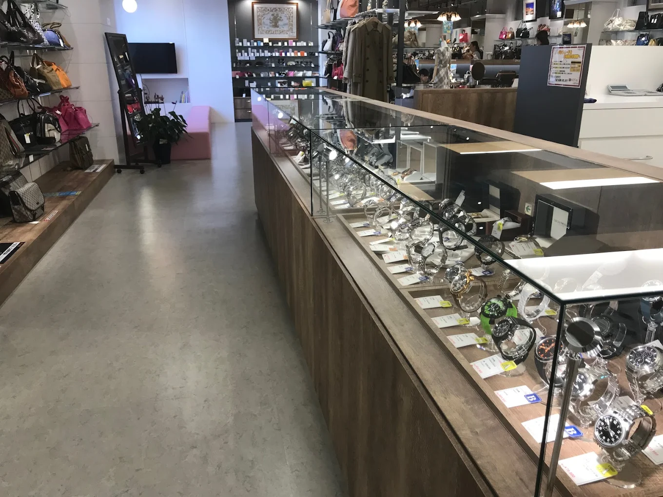 質屋かんてい局 盛岡店