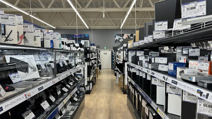 ハードオフ PC館 新潟小新店