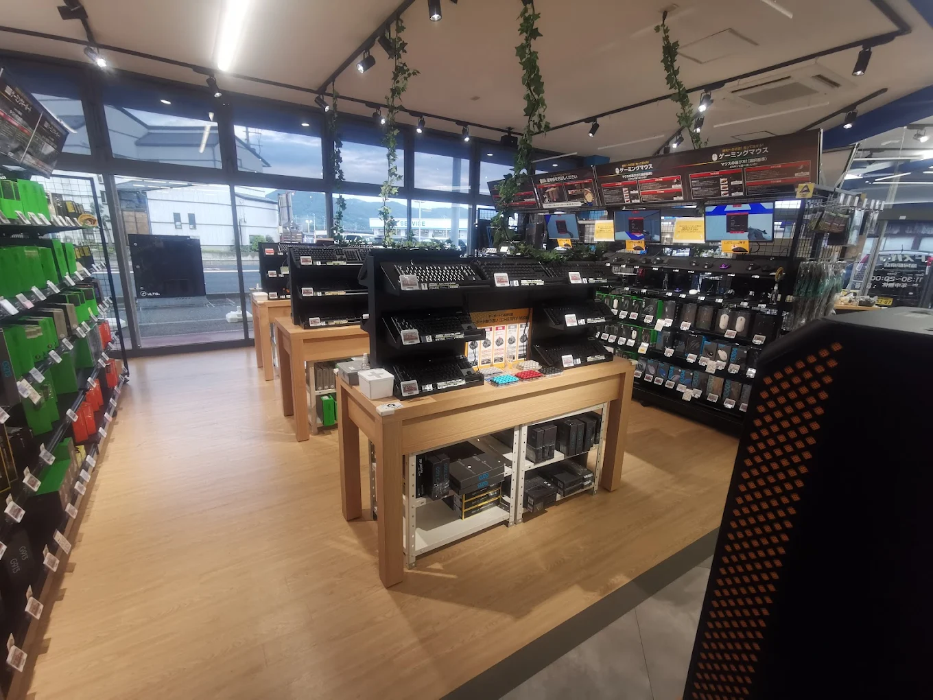 ドスパラ盛岡都南店