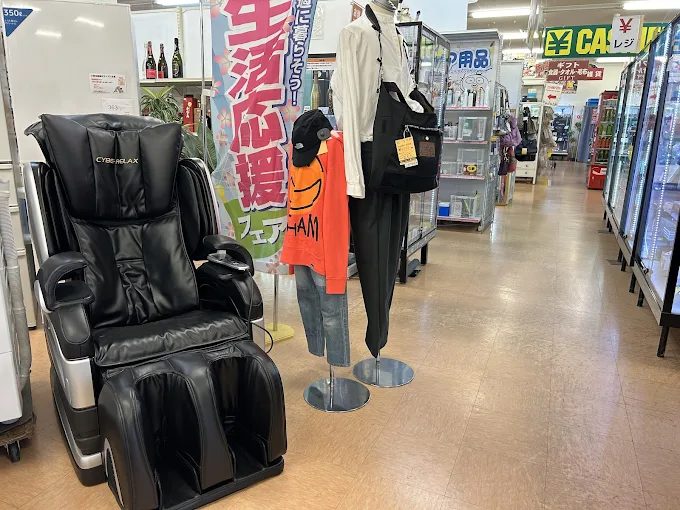 モノマニア 四日市店