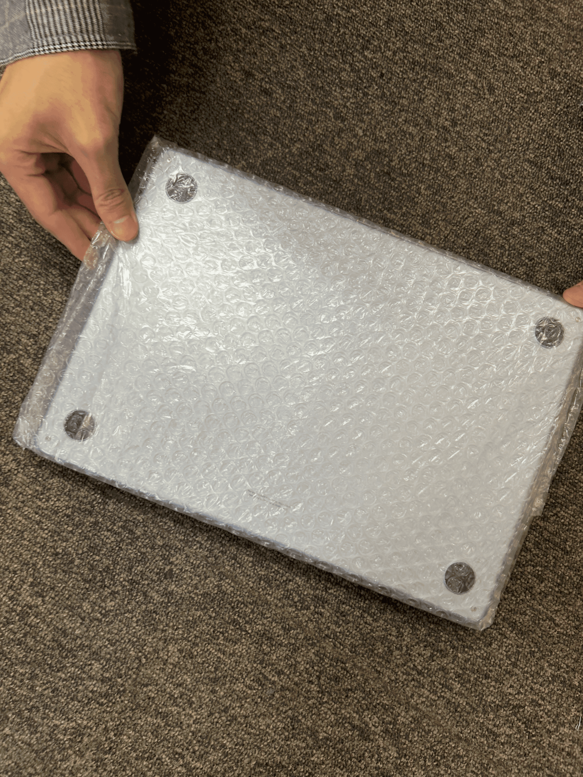 MacBook梱包方法 買取