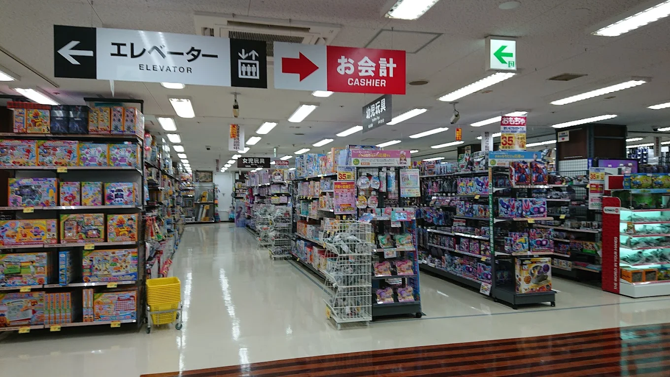 ヤマダデンキ LABI三宮