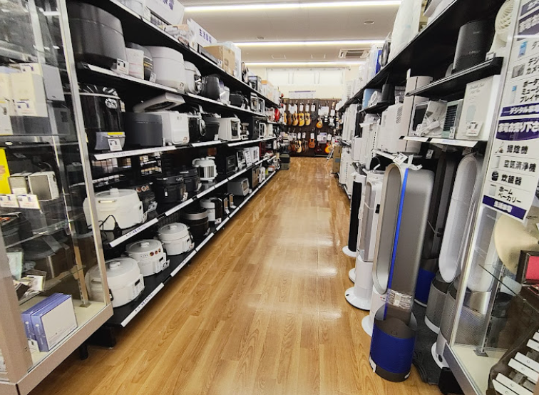 BOOKOFF SUPER BAZAAR 1号四日市日永店