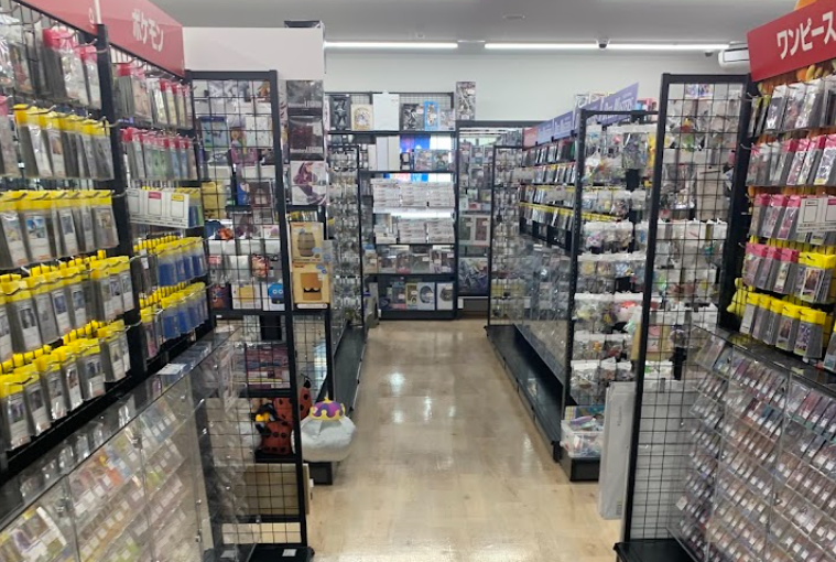 BOOKOFF 那覇与儀店