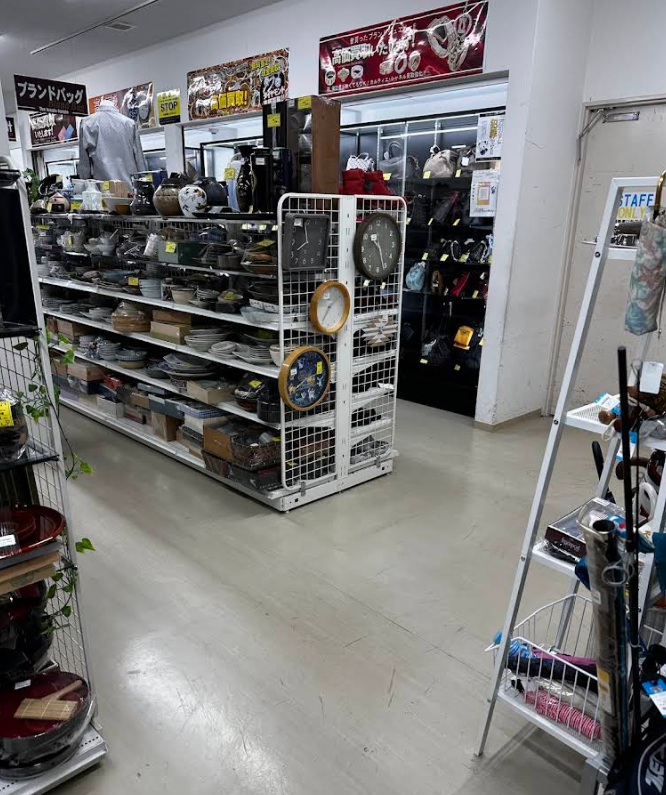 ジャングルジャングル 滋賀草津店