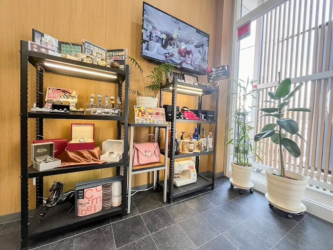 買取専門店 まじめ屋 鴻巣天神店