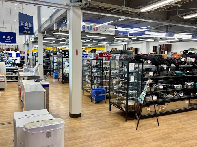 ハードオフ春日白水店