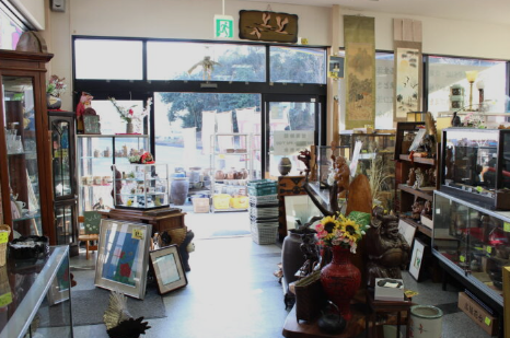 おもしろSHOP西条店