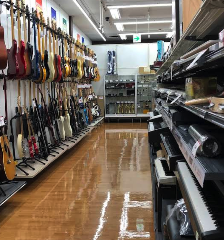 ハードオフ伊勢原店